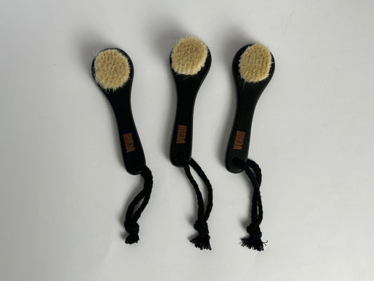 Face Dry Brush
